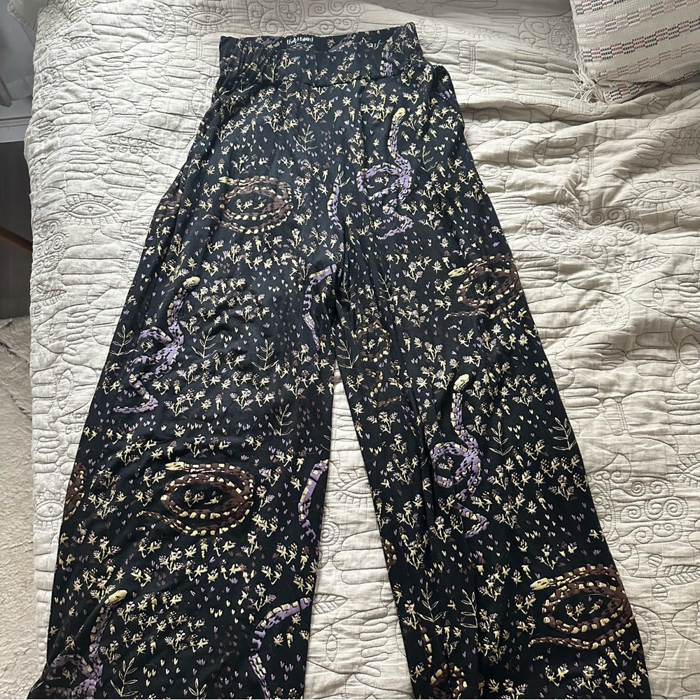 Thief & Bandit wide leg Thorn and Snake print pants - XL - stretch palazzo pant